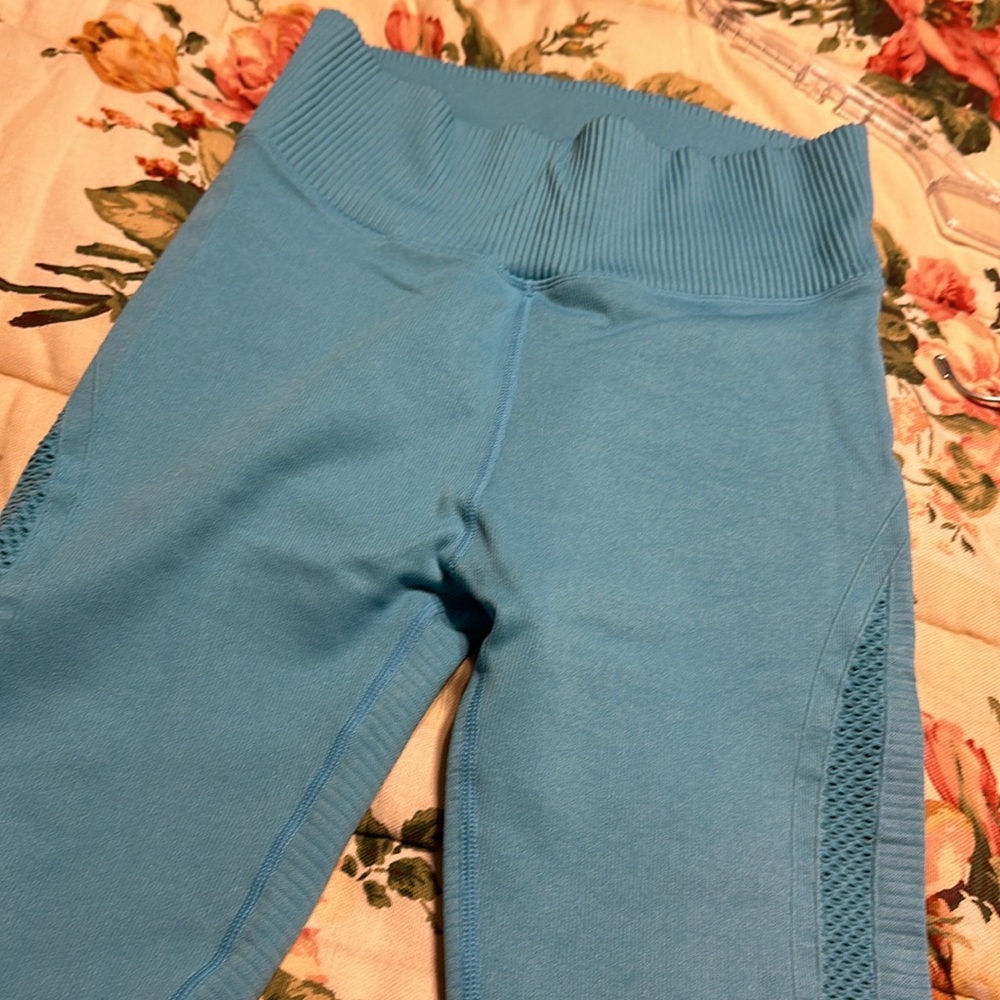 Workout pants